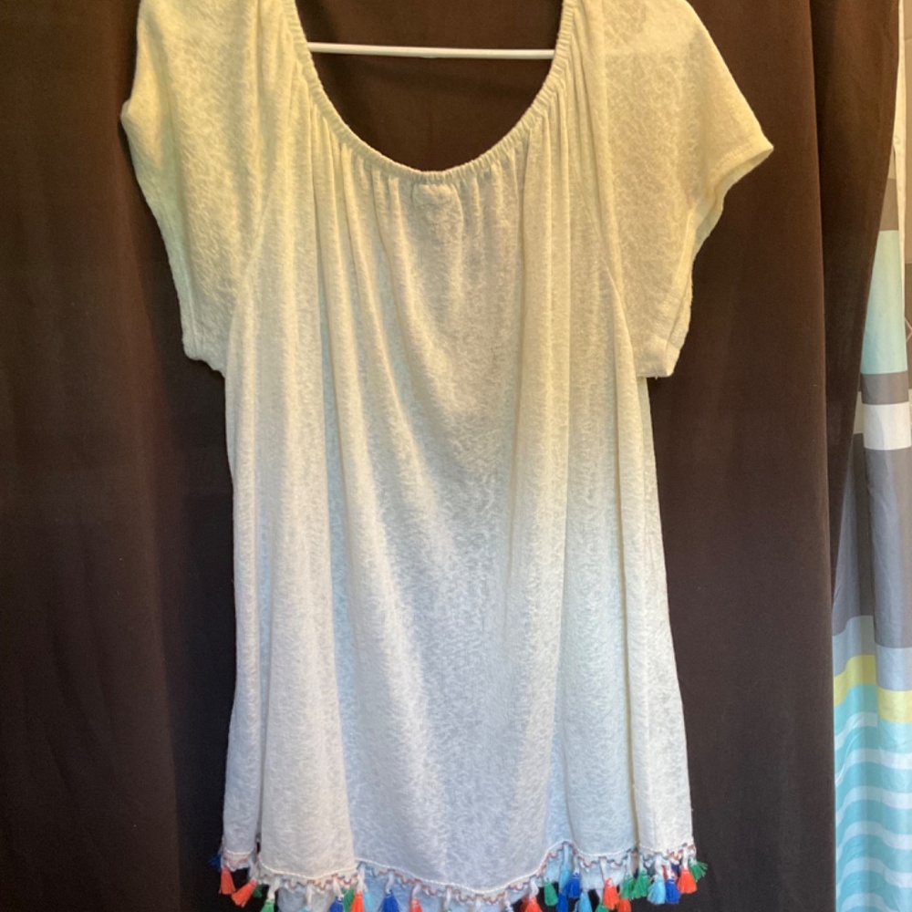 Cute summer top - Picture 2 of 3